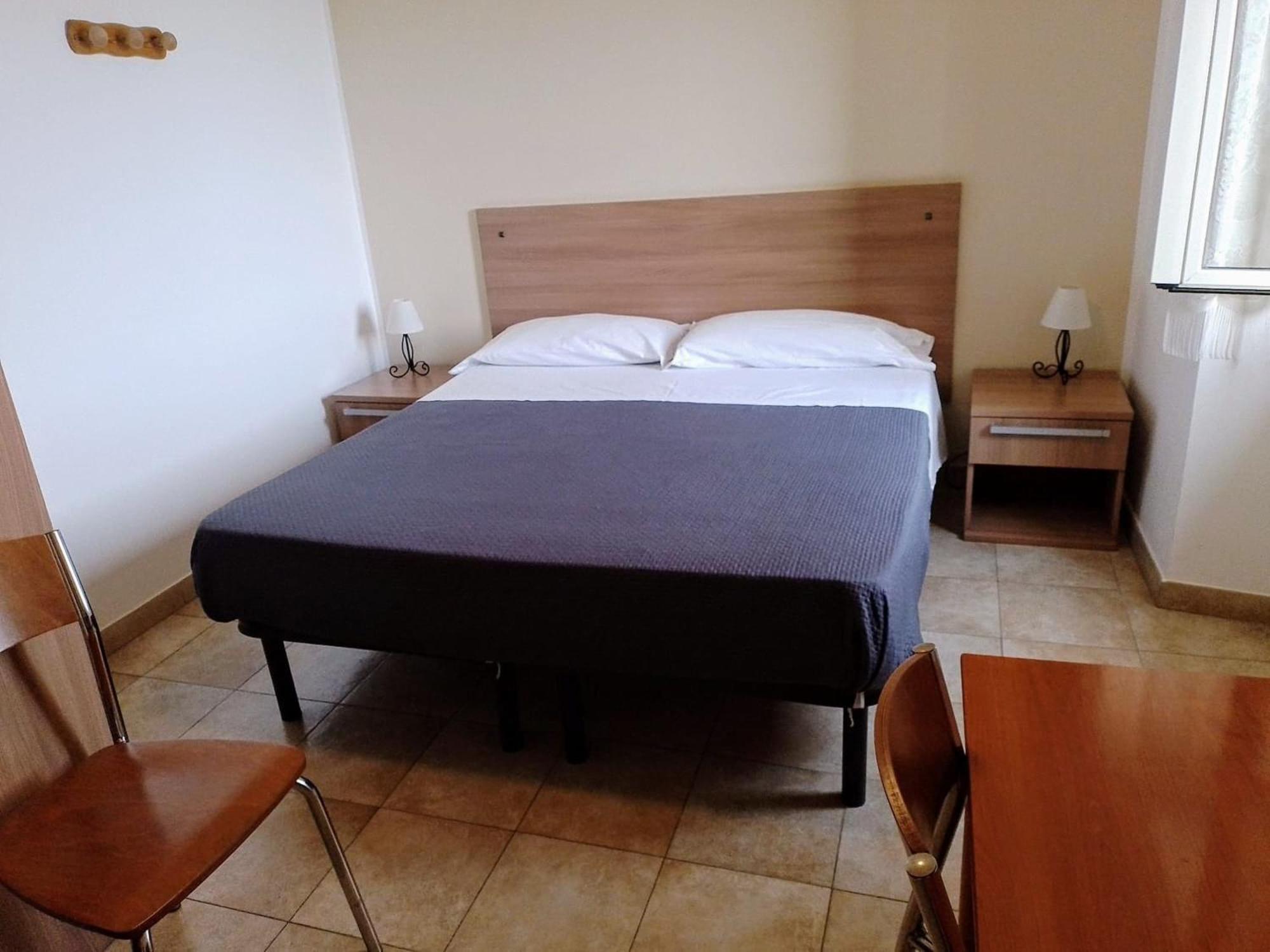Hotel Pensione Cundari Таормина Экстерьер фото