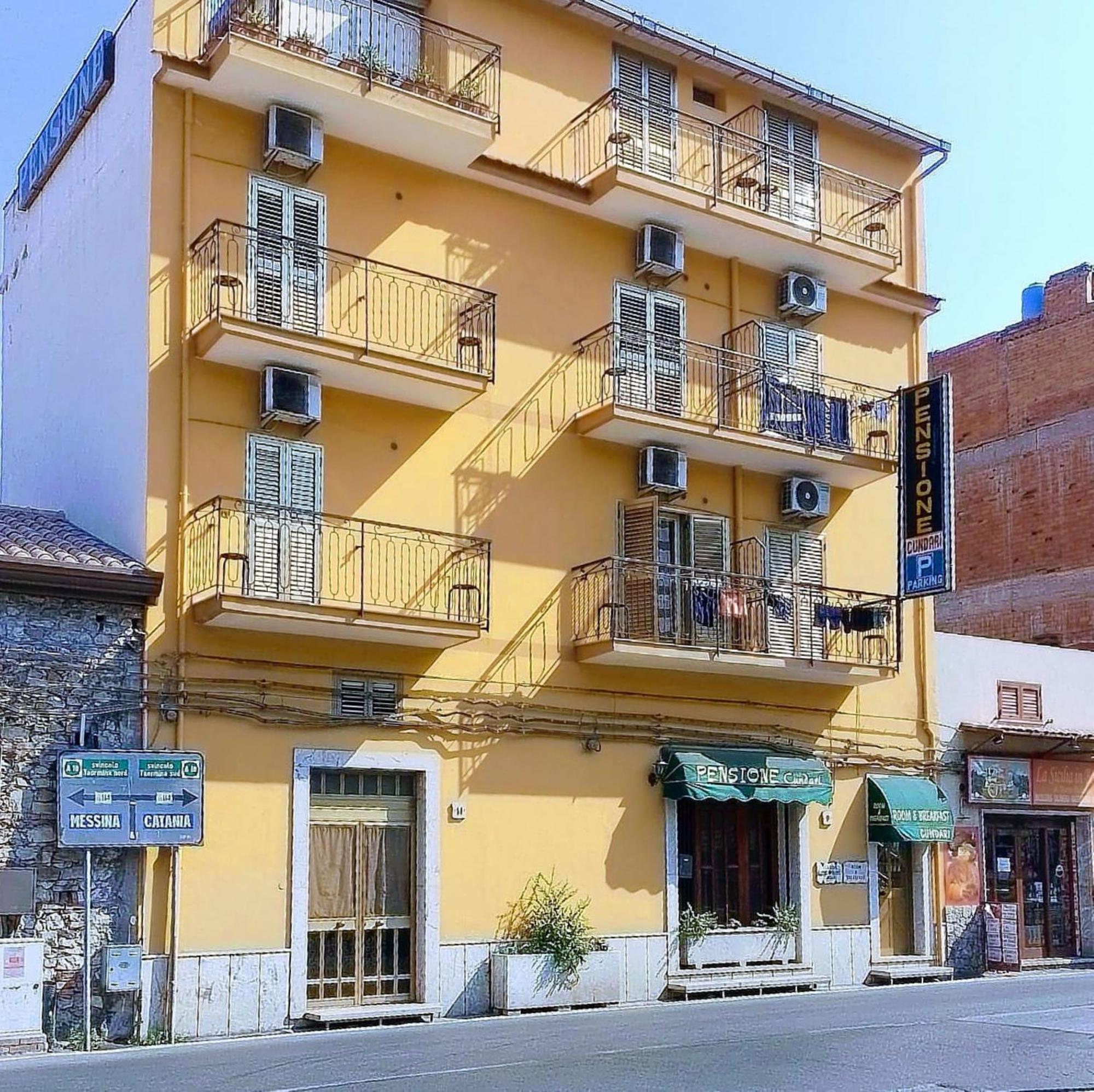 Hotel Pensione Cundari Таормина Экстерьер фото